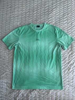 Oakley Green Patterned Logo Short Sleeve Tee (M)
